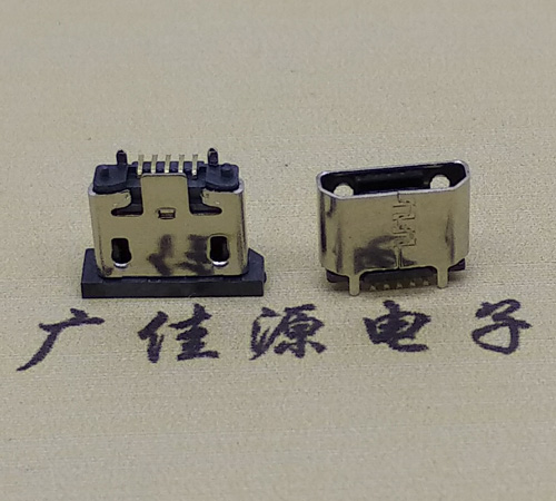 MICRO USB立贴连接器